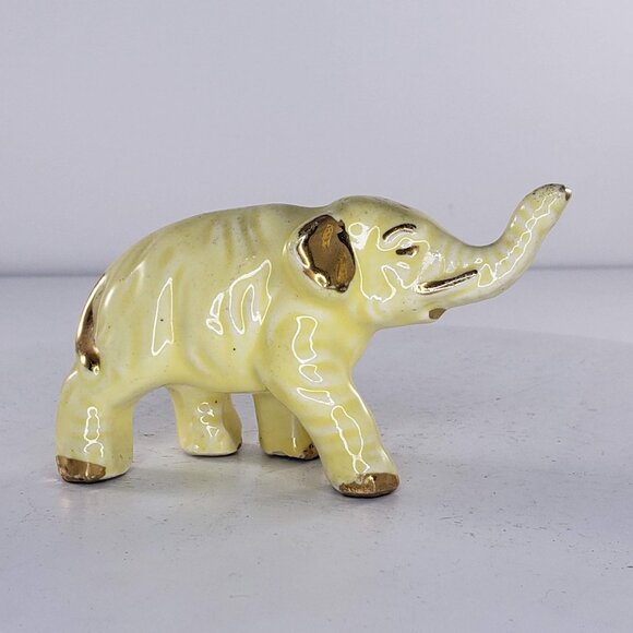 Vintage Elephant Yellow Gold Figurine - Picture 4 of 6